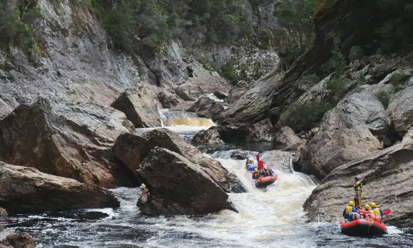 Franklin River Rafting running corkscrew